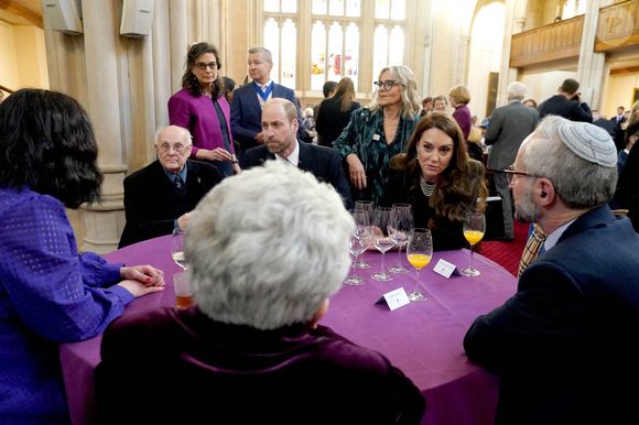 Le Prince et la Princesse de Galles rencontrent les participants lors d'une cérémonie au Guildhall de Londres, pour commémorer la Journée de la mémoire de l'Holocauste et le 80e anniversaire de la libération d'Auschwitz-Birkenau. Lundi 27 janvier 2025. Londres, Royaume-Uni. Photo by Arthur Edwards/The Sun/PA Wire/ABACAPRESS.COM