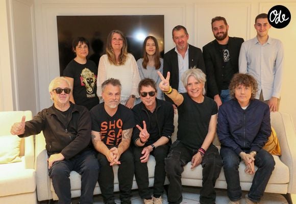 Rencontre de fans avec le groupe Indochine au l'hôtel Carlton avant la 26ème édition des NRJ Music Awards à Cannes, FRance, le 31 octobre 2024. © Patrice Lapoirie/Nice Matin/Bestimage