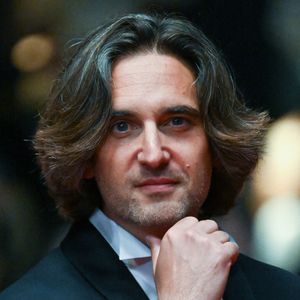 Dimitri Rassam assiste à la première de 13 Jours 13 Nuits à Cannes, France, le 23 mai 2025 dans le cadre du 78ème Festival de Cannes. Photo par Aurore Marechal/ABACAPRESS.COM