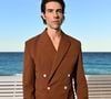 "Tendinites à tout-va, parce que ce que les tendons détestent le plus, c’est les variations", a-t-il expliqué.

Tahar Rahim au photocall du film "Monsieur Aznavour" dans le cadre de la 6ème édition du festival Cinéroman, à Nice, France, le 5 octobre 2024.

© Bebert-Jacovides/Bestimage