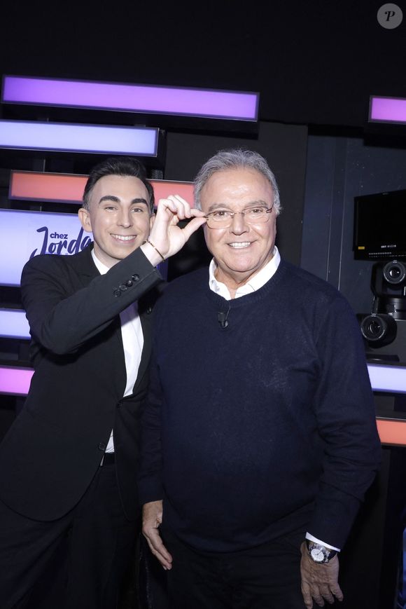 Exclusif - Jordan de Luxe et  Alain Afflelou lors de l'enregistrement de l'émission "Chez Jordan de Luxe" à Paris. Le 7 novembre 2023
© Cédric Perrin / Bestimage