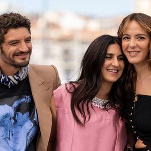 Niels Schneider, Géraldine Nakache et Monia Chokri au photocall du film "Si Tu Penses Bien" (Think Good)" lors du 79ème Festival International du Film de Cannes, France, le 16 mai 2026. © Jacovides-Moreau/Bestimage