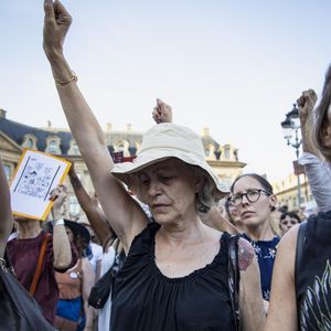 Lio - Manifestation devant le ministère de la Justice pour obtenir l'inscription à l'agenda parlementaire d'une loi cadre contre les violences faites aux femmes et aux. enfants à la suite de l'affaire Lyhanna le 22 juin 2026 © Vincenzo Arnone / Bestimage