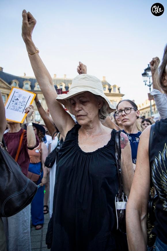Lio - Manifestation devant le ministère de la Justice pour obtenir l'inscription à l'agenda parlementaire d'une loi cadre contre les violences faites aux femmes et aux. enfants à la suite de l'affaire Lyhanna le 22 juin 2026 © Vincenzo Arnone / Bestimage