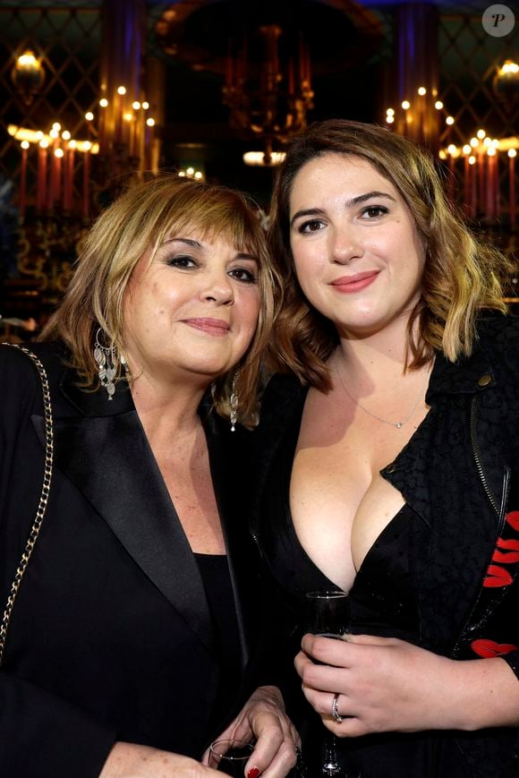 Michèle Bernier et sa fille Charlotte Gaccio lors de la 31ème cérémonie des Molières 2019 aux Folies Bergère à Paris, France, le 13 mai 2019. © Cédric Perrin/Bestimage