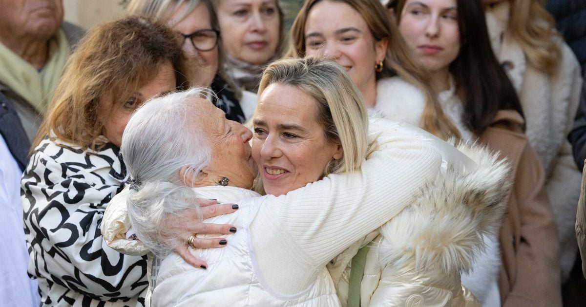 "Nos problèmes ne regardaient personne" : Les mots de la fille d'Evelyne Leclerc à Nice, pour accompagner une ultime fois la star de Tournez Manège !