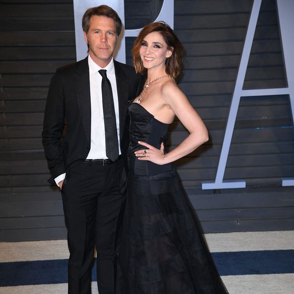 Le célèbre couple serait séparé depuis 4 ans déjà.

Le prince Emmanuel Philibert de Savoie et Clotilde Courau assistent à la soirée des Oscars 2018 de Vanity Fair organisée par Radhika Jones au Wallis Annenberg Center for the Performing Arts le 4 mars 2018 à Beverly Hills, Los angeles, CA, USA. Photo by DN Photography/ABACAPRESS.COM