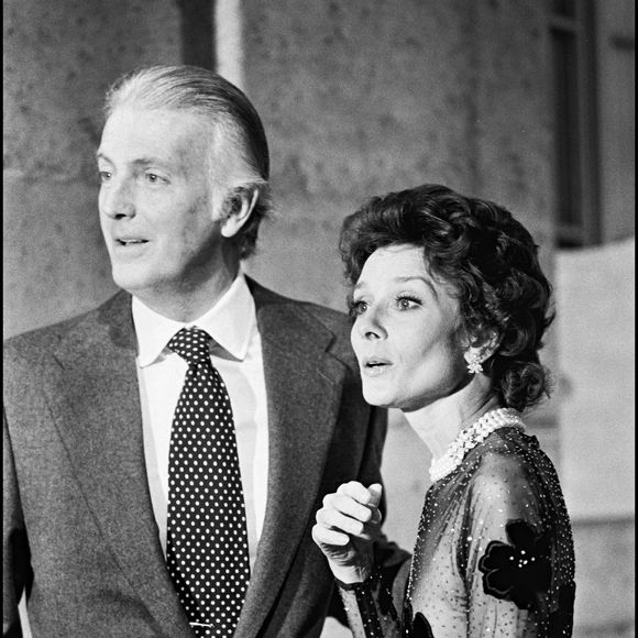 Archives - Le couturier Hubert de Givenchy et Audrey Hepburn à Paris.