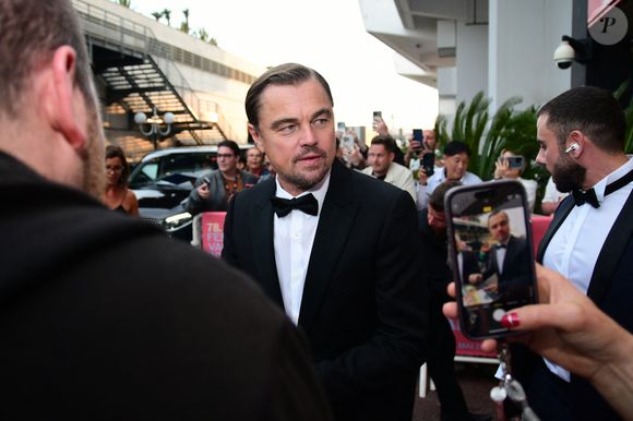 Vittoria Ceretti était une nouvelle fois accompagnée de la mère de Leonardo DiCaprio Irmelin et de son beau-père David. 


Le 13 mai 2025 à Cannes, Leonardo DiCaprio Romain Doucelin / Bestimage