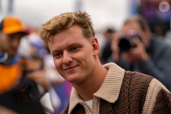 Mick Schumacher lors du Grand Prix de Grande-Bretagne de Formule 1 Qatar Airways 2025, le samedi 5 juillet 2025 au Silverstone International Circuit, Silverstone, Grande-Bretagne Photo par Antoine Lapeyre / ABACAPRESS.COM