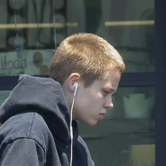 Los Feliz, CA  - EXCLUSIVE  - Shiloh Jolie-Pitt, Angelina Jolie and Brad Pitt's child, was photographed running errands. Shiloh wears black clothing, short hair, headphones, Nike sneakers, and carries a bag.



Pictured: Shiloh Jolie Pitt