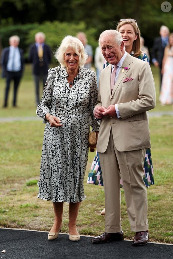 Le roi Charles III et la reine Camilla lors d'une visite au Haras national de Newmarket, dans le Suffolk, le mardi 22 juillet 2025.Photo par Chris Radburn/PA Wire/ABACAPRESS.COM
