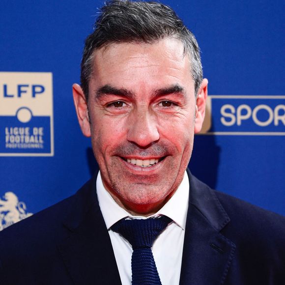 Robert Pires  - Photocall de la 33ème édition des Trophées UNFP du Football au Pavillon Gabriel à Paris le 11 mai 2025. © Dante Badano/PsnewZ/Bestimage