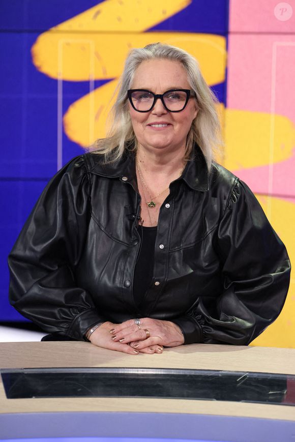 Ils sont le fruit d'un premier mariage avec un homme nommé Damidot dont Valérie a dénoncé les comportements violents... 

Valerie Damidot à C'est ça la France sur RMC Story à Paris, France le 07 janvier 2026. Photo par Jerome Domine/ABACAPRESS.COM