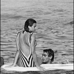 La Princesse Stéphanie de Monaco et Anthony Delon à Saint Tropez en 1984. Crédit Daniel Angeli / Bestimage