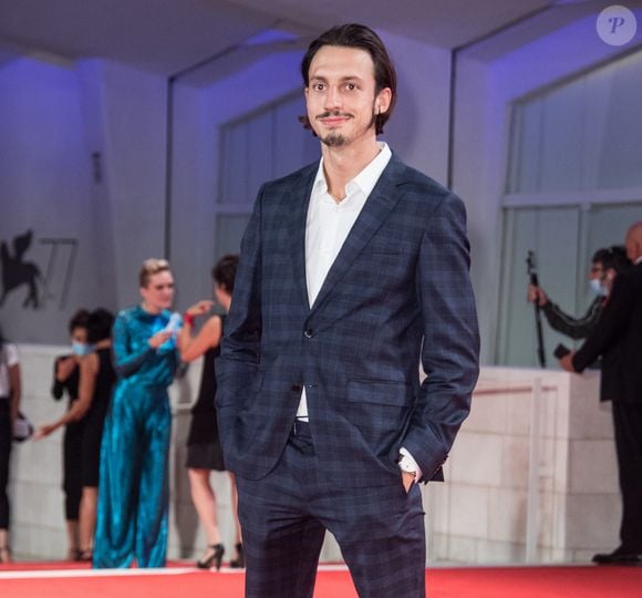 Roméo Elvis - Red carpet du film « Mandibules »  lors de la 77ème édition du Festival international du film de Venise, la Mostra. Le 5 septembre 2020