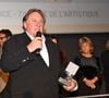 L'acteur est jugé au tribunal de Paris pour “agressions sexuelles” sur deux femmes lors du tournage du film "Les Volets verts" en 2021.
Gérard Depardieu, entourés par les membres du Jury, lors de la soirée de clôture de la 3eme édition du Festival Cinéroman à Nice, le 24 octobre 2021.
©Bruno Bebert / Bestimage