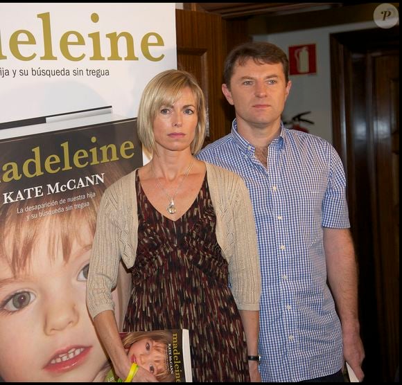 Gerry et Kate McCann présentent leur livre "Madeleine" à Madrid - 2011 (AGENCE / BESTIMAGE).