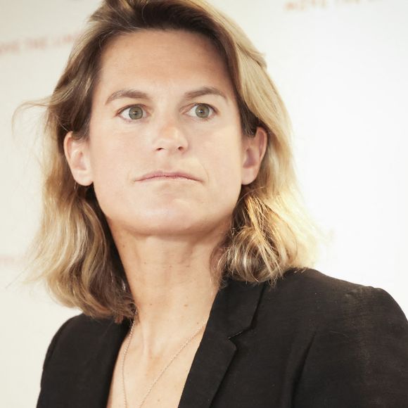 Si cette édition deux-mille-vingt-cinq de Roland Garros se déroule pour l'instant à merveille

Amélie Mauresmo - Conférence de presse Roland Garros - Paris, France © Jack Tribeca / Bestimage