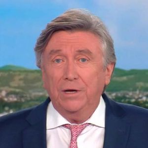 "C’est pour ça que je tremble déjà", admet-il, évoquant sa facilité à verser une "larmichette"...

Journal de 13h, TF1.