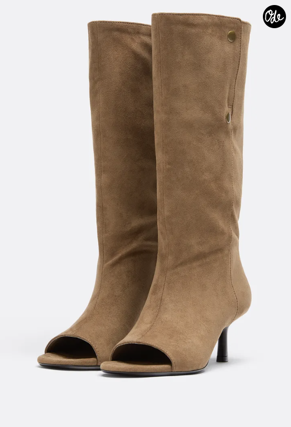 Bottines peep toe amples en suédine