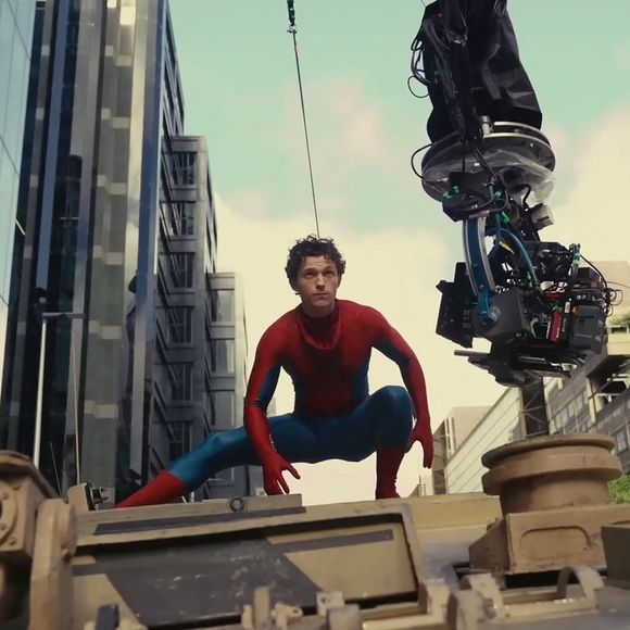 L'été 2026, "Spider-Man: Brand New Day", 4e volet de la saga, sortira au cinéma.

le Tom Holland sur le tournage de "Spider-man".

Photo : Backgrid UK / Bestimage