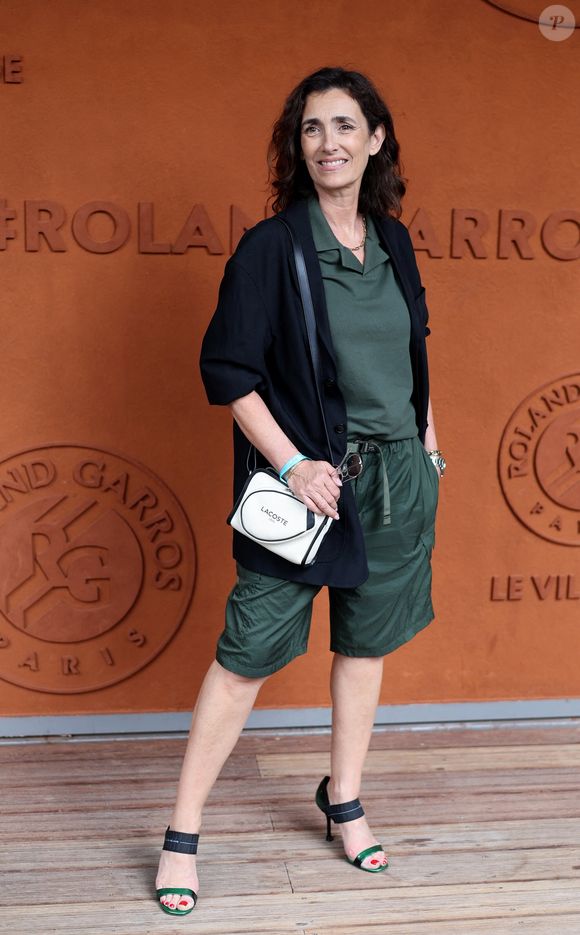 Mademoiselle Agnès (Agnès Boulard) - Les célébrités au village lors des Internationaux de France de Tennis de Roland Garros le 1er juin 2025. © Dominique Jacovides / Bestimage