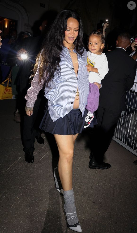 Rihanna au défilé AWGE "Collection Homme Prêt-à-Porter Printemps/Eté 2026" lors de la Fashion Week de Paris (PFW) Backgrid UK/ Bestimage