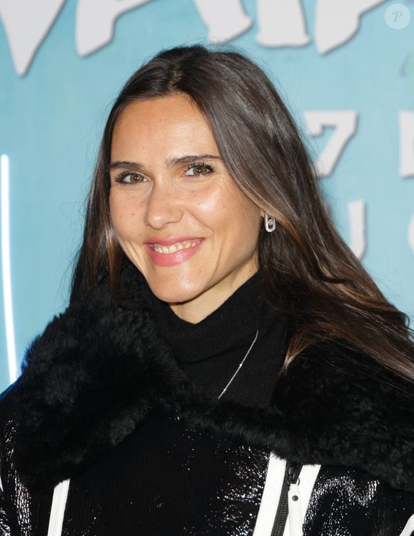 Et sur son compte, on trouve de jolies pépites ! Le 19 juillet 2025, Joyce Jonathan a partagé une vidéo où elle chante "Les filles d'aujourd'hui", en duo avec un surprenant chanteur : ce n'est pas Vianney, mais... l'un de ses ex !

Joyce Jonathan - Première du film Disney "Vaiana 2" au Grand Rex à Paris le 23 novembre 2024. © Coadic Guirec/Bestimage