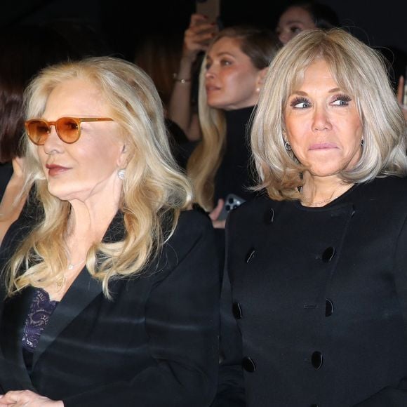 Sylvie Vartan et Brigitte Macron - Célébrités au Défilé de Mode Stéphane Rolland, Collection Haute Couture Printemps / Été 2025, dans le cadre de la Fashion Week de Paris, France, le 27 Janvier 2025. 

© Bertrand Rindoff / Bestimage