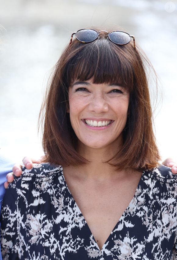 France 2 diffuse les deux premiers épisodes ce mercredi 5 mars 2025, à partir de 21h05.

Mélanie Doutey lors du photocall du film "La belle étincelle" de la 25ème édition du Festival de la fiction de la Rochelle, France, le 15 septembre 2023. © Denis Guignebourg/BestImage