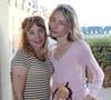 Julie Depardieu est une maman heureuse et surtout fière de son fils aîné, Billy Blanchard. 

Exclusif - Julie Depardieu et son fils Billy Blanchard - Défilé Marie Beltrami au Serpent à Plumes à Paris. © Philippe Baldini/Bestimage