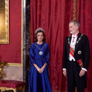 Le roi Felipe VI d'Espagne et la reine Letizia lors de la cérémonie d'accueil du sultan d'Oman Haïtham ben Tariq à Madrid le 4 novembre 2025. Photo par Cordon / Bestimage