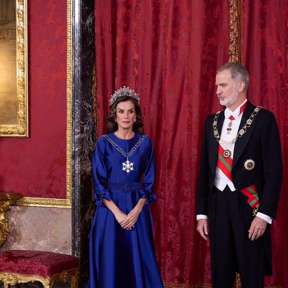 Le roi Felipe VI d'Espagne et la reine Letizia lors de la cérémonie d'accueil du sultan d'Oman Haïtham ben Tariq à Madrid le 4 novembre 2025. Photo par Cordon / Bestimage