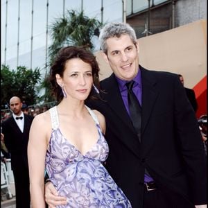 Née de sa relation avec le producteur américain Jim Lemley, sa fille Juliette Lemley s'apprête d'ailleurs a tenté l'aventure de la comédie dans une série télé...

Sophie Marceau et Jim Lemley lors de la montée des marches du film "Selon Charlie" dans le cadre du 59e Festival du film de Cannes en 2006, France. Crédit Borde-Jacovides / Bestimage