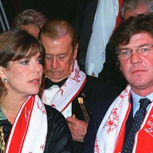 Caroline de Monaco a été en couple avec Ernst August de Hanovre

La princesse Caroline de Hanovre et le prince Ernst Auguste Hanovre au Festival du cirque de Monaco, en 1999. AGENCE / BESTIMAGE