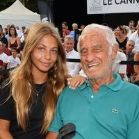 Jean-Paul Belmondo : Sa fille Stella, quadrilingue, poursuit son parcours universitaire d'excellence à des milliers de kilomètre de la France