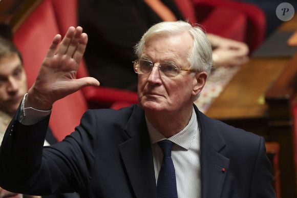 Michel Barnier lors de la séance de questions au gouvernement à l'Assemblée nationale à Paris, France, le 25 novembre 2025. © Michtof/PsnewZ/Bestimage
