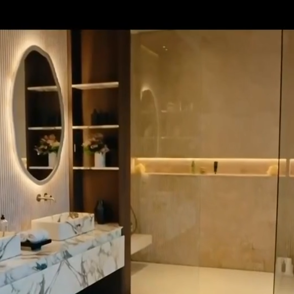 Ancienne propriété de Cyril Hanouna, captures d'écrans TBT9