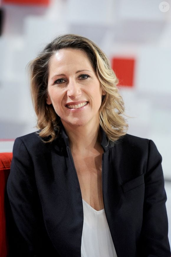 Naissance - Maud Fontenoy est maman pour la cinquième fois à l'âge de 46 ans d'une petite fille prénommée Eléa - Exclusif - Maud Fontenoy - Enregistrement de l'émission "Vivement Dimanche" présentée par M.Drucker et diffusée le 23 mai sur France 2. Le 11 mai 2021
© Guillaume Gaffiot / Bestimage

|Exclusif - Enregistrement de l'émission "Vivement Dimanche et Vivement Dimanche prochain" au studio Gabriel, présentée par Michel Drucker et diffusée sur France 2 le 23 mai 2021