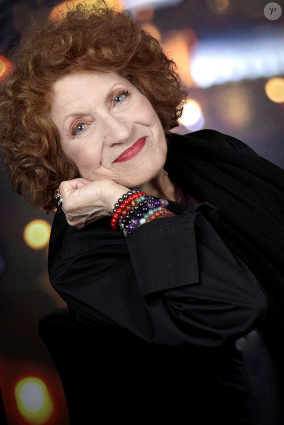 Exclusif - Portrait de  Andrea Ferreol à Paris, le 24 mai 2023. © Cédric Perrin/Bestimage