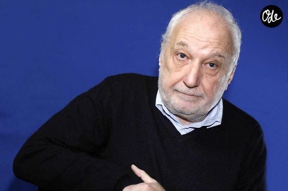 François Berléand posant lors d'une séance photo à Paris, en France, en janvier 2021. Photo : VIM/ABACAPRESS.COM