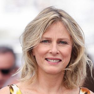 Karin Viard au photocall Une Nuit (Strangers By Night) lors du 76ème festival de Cannes au Palais des Festivals le 26 mai 2023 à Cannes, France. Photo par David Boyer/ABACAPRESS.COM
