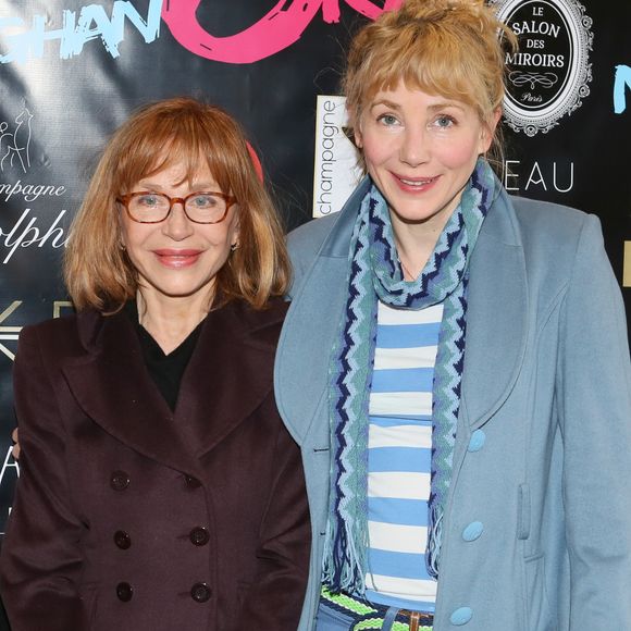 Elisabeth Depardieu et sa fille Julie Depardieu - Photocall du défilé au profit de l'association Meghanora au Salon des Miroirs à Paris, le 20 février 2016. © CVS/Bestimage