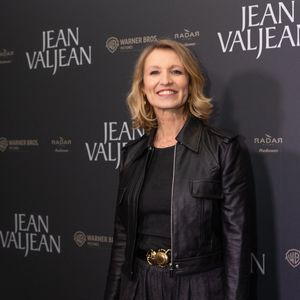 Alexandra Lamy à la première du film "Jean Valjean" au cinéma Publicis à Paris le 17 novembre 2025. © Julien Sarkissian / Bestimage