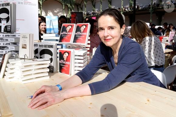 Amelie Nothomb - Festival du Livre de Paris 2025 au Grand Palais à Paris le 11 avril 2025.
© Cédric Perrin / Bestimage