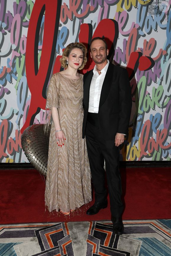 Exclusif -   Emilie Dequenne (En Dior) se prépare pour la 95ème édition de la cérémonie des Oscars à Los Angeles dans sa chambre d'hôtel (Le Sofitel Beverly Hills) avec son mari Michel Ferracci (en Fursac) le 12 mars 2023.
© Agence / Bestimage