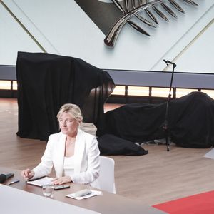 Exclusif - Anne-Elisabeth Lemoine - Premier plateau de l'émission "C à vous" lors du 76ème Festival International du Film de Cannes le 17 mai 2023. © Jack Tribeca / Bestimage