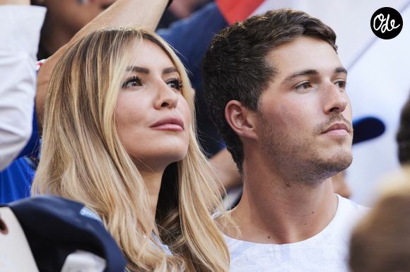 Mathilde Cappelaere avait partagé plusieurs photos de cette journée sur son compte Instagram

Dylan Deschamps et sa compagne Mathilde Cappelaere - Célébrités dans les tribunes du match du groupe D de l'Euro 2024 entre l'équipe de France face à l'Autriche (1-0) à Dusseldorf en Allemagne le 17 juin 2024. © Cyril Moreau/Bestimage | 00665938