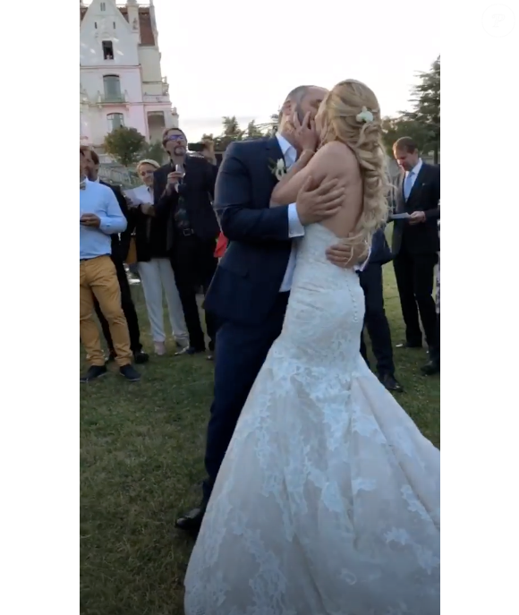 François-Xavier Demaison et Anaïs Tihay se sont mariés le 7 juin 2019 dans les Pyrénées-Orientales, unis à la mairie de Perpignan avant de célébrer leurs noces au château de Valmy à Argelès-sur-Mer. Image Instagram.